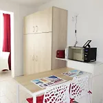شقة Lumineux Studio 5 Mn Plages Et Commerces - Centre-ville - Voiles Blanches Avec Ascenseur