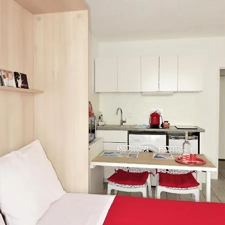 Lumineux Studio 5 Mn Plages Et Commerces - Centre-ville - Voiles Blanches Avec Ascenseur Apartment La Grande-Motte